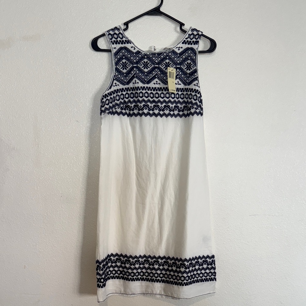Max Studio Navy and White Patterned Dress
